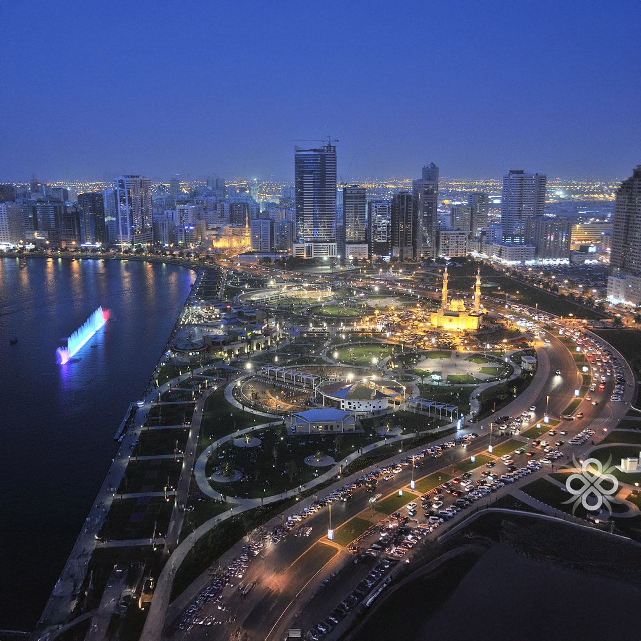 اكتشف الشارقة